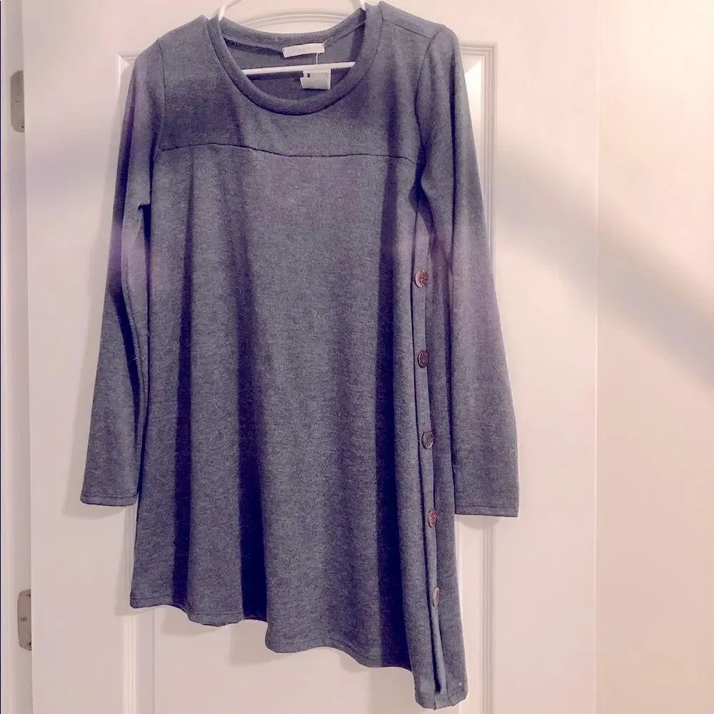 New Reborn J Side button detail tunic